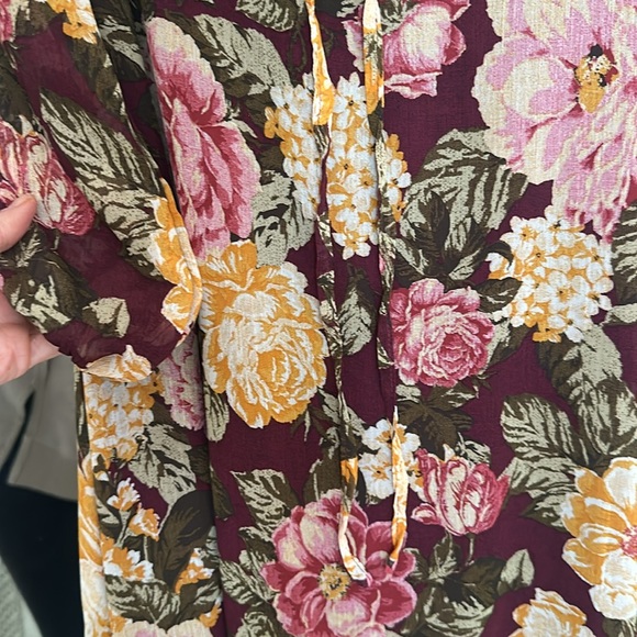 VICI Spicing Things Up Floral Mesh Maxi Dress XS NWT - Picture 10 of 13